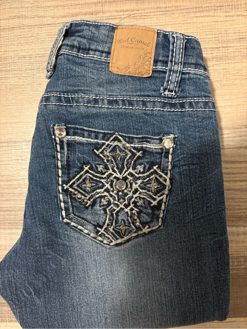 Red Camel Denim Jeans with Embroidered Logo - Light Blue